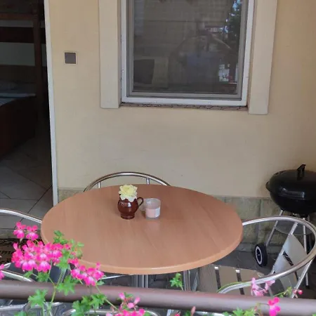 Hodosi Apartman *